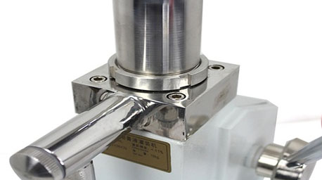 小型膏体液体定量灌装机细节